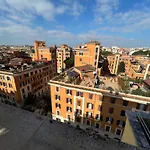 Erica\'S Guest House - View Of Rome